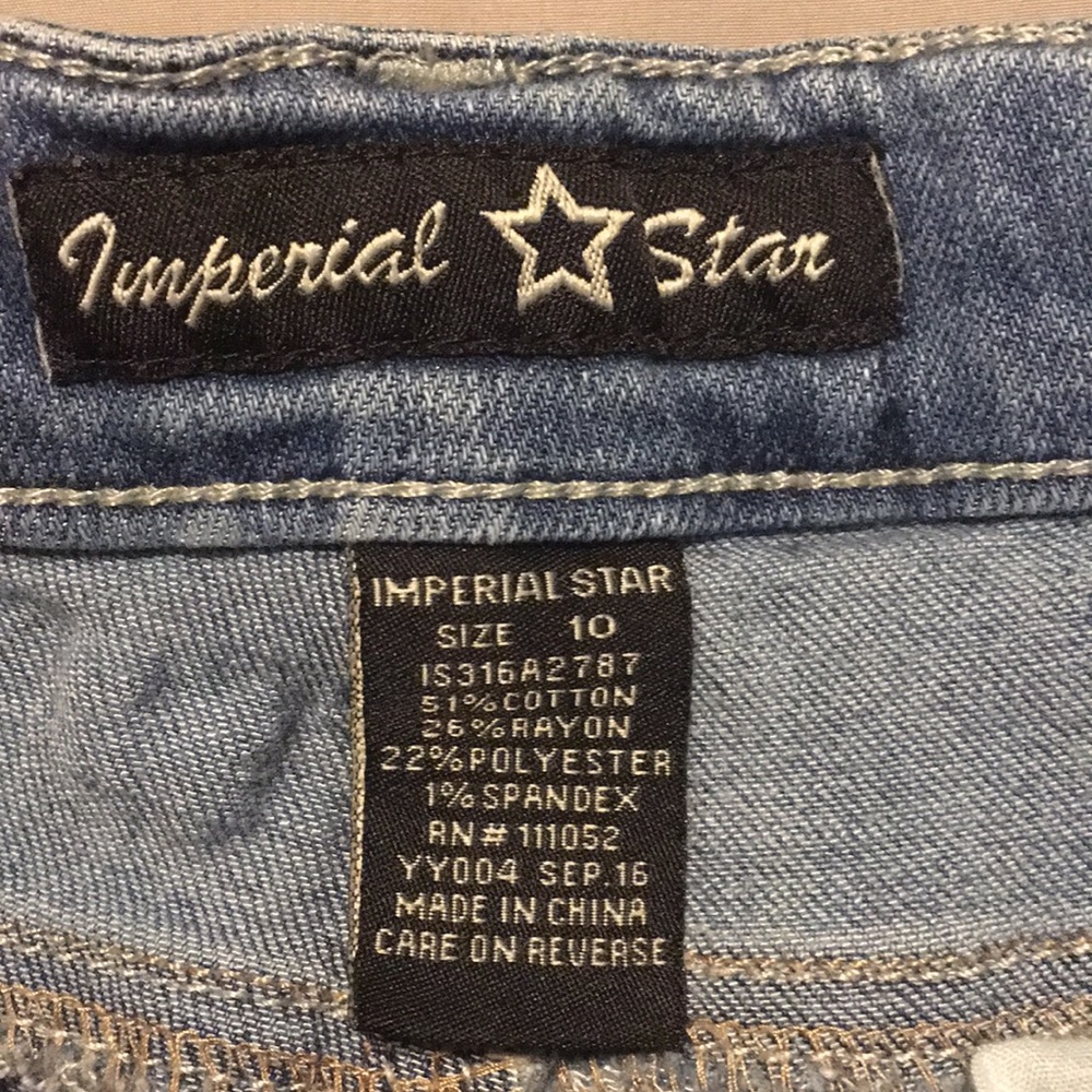 Jeans - Picture 2 of 4